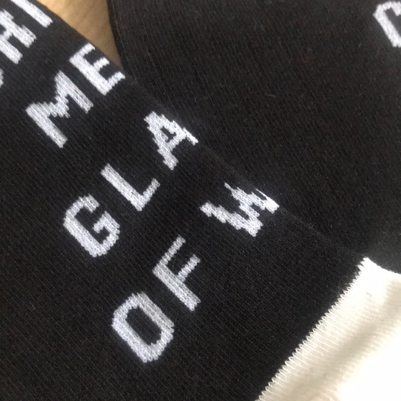 Bring me a Glass of wine socks - Picture 3 of 3